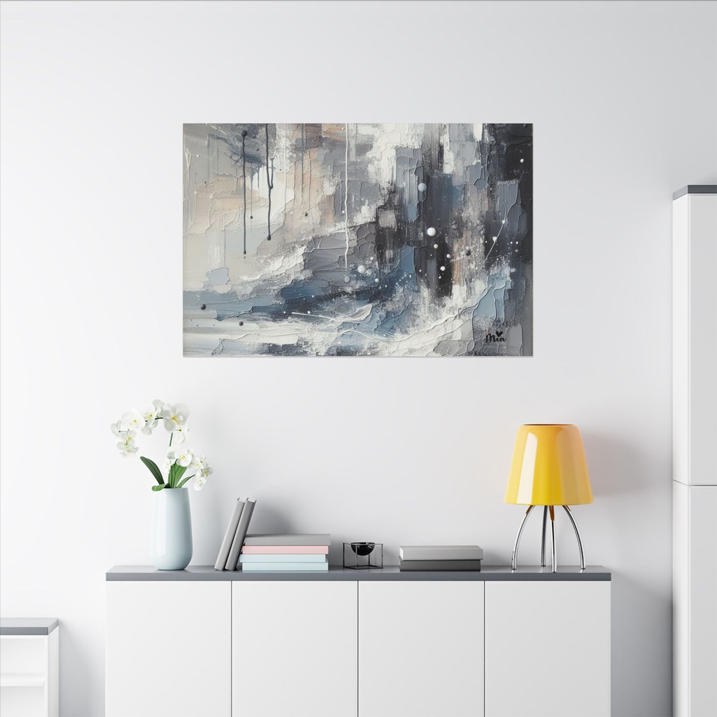 Mia Art Canvas