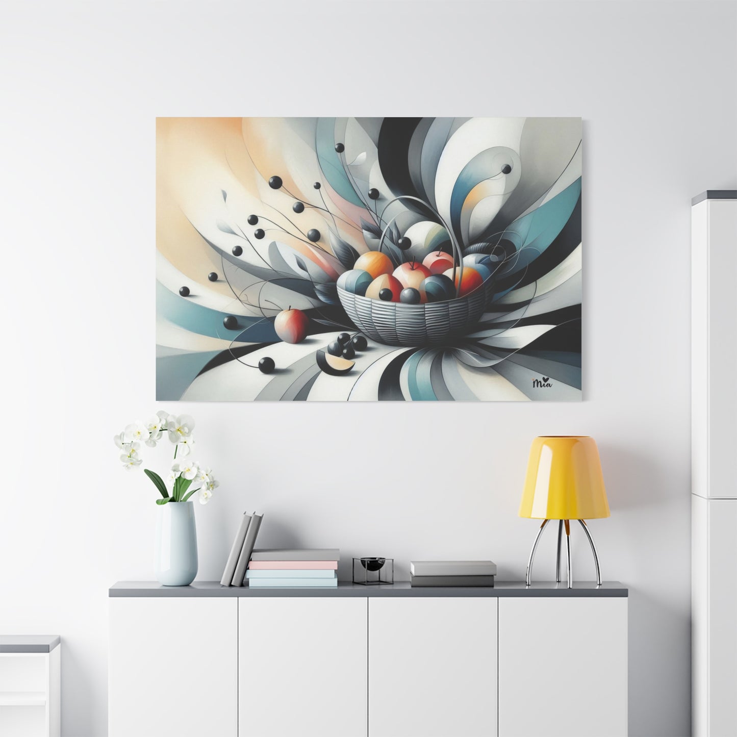 Mia Art Canvas