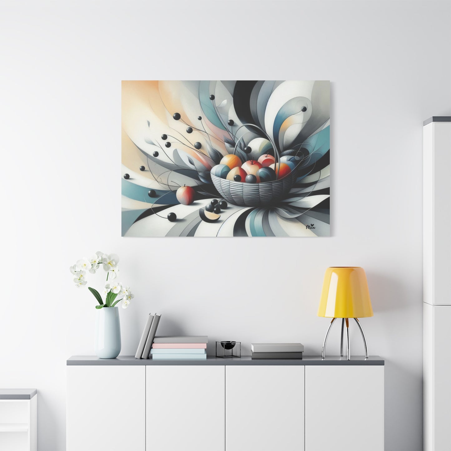 Mia Art Canvas