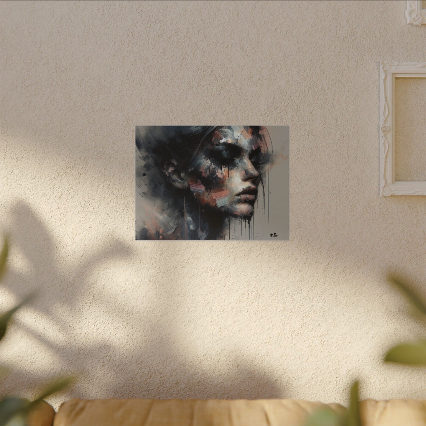 Mia Art Canvas